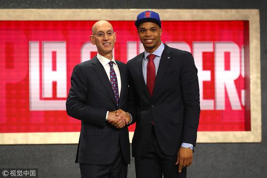 我们可以看 我们可以看