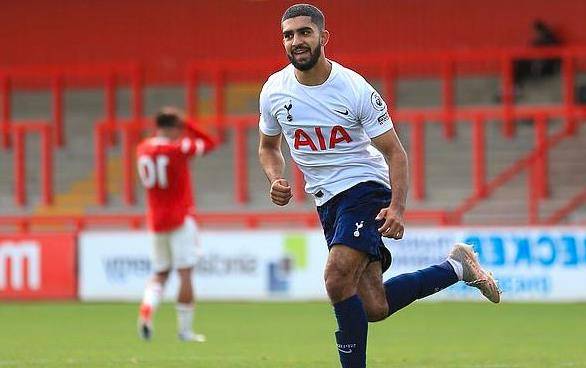 临着伤病挑 临着伤病挑