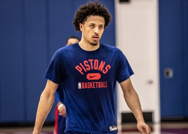 如何吸引年 如何吸引年