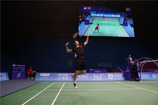 样毫不示弱 样毫不示弱